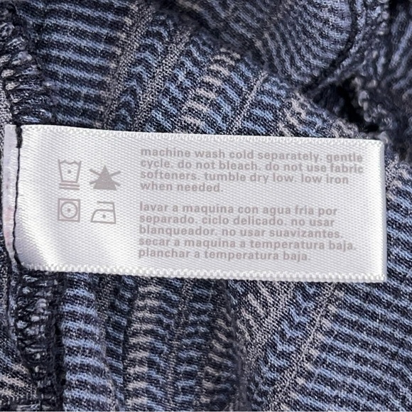 Medium Three Dots Brand Pull On Casual Shorts Comfort Waist Slate Gray Blue - Picture 11 of 11